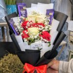 Imported bouquet with chocolate 🍫 & beautiful packing