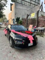 Car decor with heart shaped design - Image 3