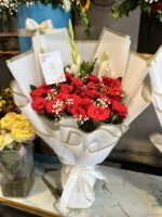 Decent & beautiful bouquet 💐 with red Rose 🌹 - Image 2