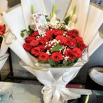 Decent & beautiful bouquet 💐 with red Rose 🌹