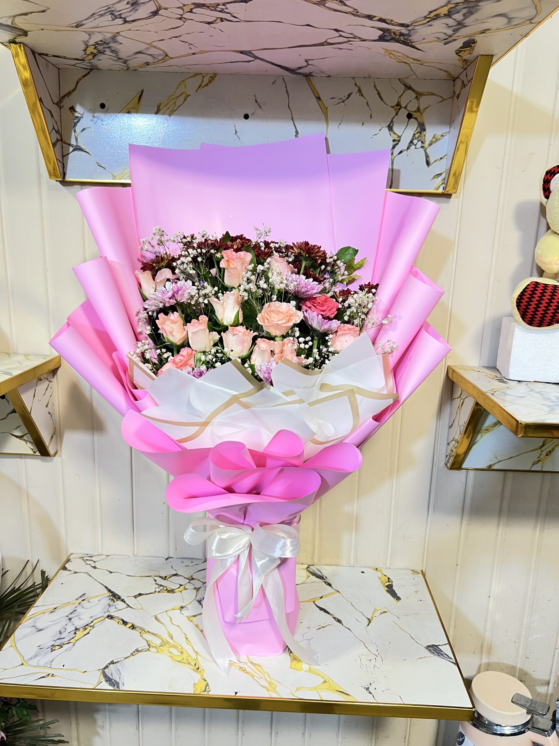 IMG_0491 *"Make every moment feel special with our Elegance Bouquet Pink & white π€ theam best gift for giral s - Image 1