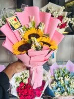 Sunflower bouquet - Image 4